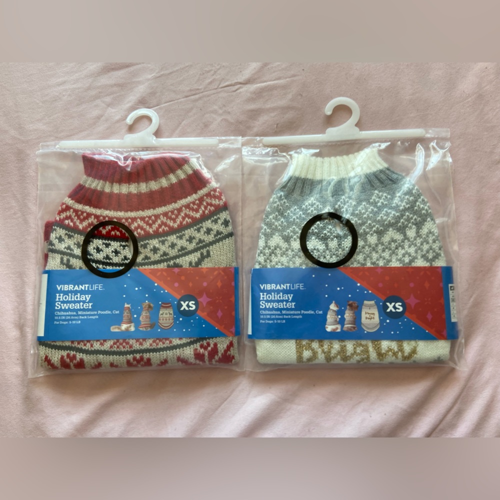 XS ANIMAL HOLIDAY SWEATERS (2)